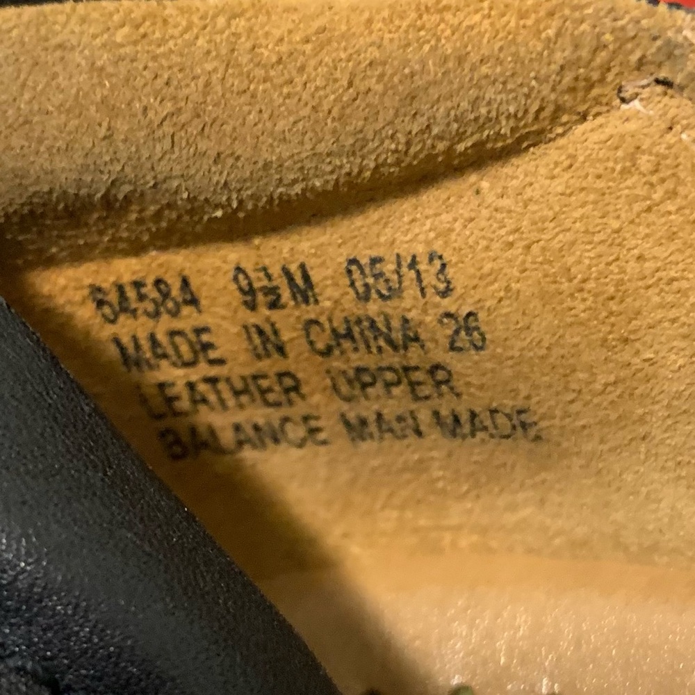 Structured Clark’s Shoes - Picture 4 of 10